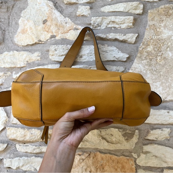 New Fossil Hannah Hobo Amber Gold Leather Bag - Picture 13 of 16